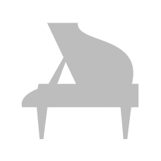 Pianino stojące w skrzyni na kółkach
