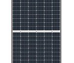 cztery panele fotovoltaiczne, wymiar jednego 1,70m na 1m