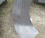 Jedna ławka metalowa okrągła rozłożona na 4 ćwiartki x 4