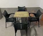 Esstisch mit 4 Stühlen x 1, Sombrilla de Jardín con su pie x 1