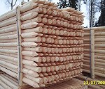 Paliki drewniane, rygle, palisady na paletach (10,69m3 drewna)